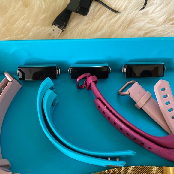 🌟THREE FITBIT ALTA TRACKERS WITH STUNNING COLLECTION🌟